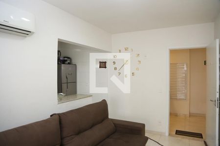 Sala de apartamento para alugar com 1 quarto, 50m² em Guilhermina, Praia Grande