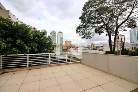 Sala Varanda de casa à venda com 3 quartos, 180m² em Jardim do Mar, São Bernardo do Campo