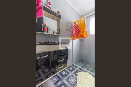 Casa à venda com 175m², 5 quartos e 2 vagas Casa à venda com 175m², 5 quartos e 2 vagasBanheiro