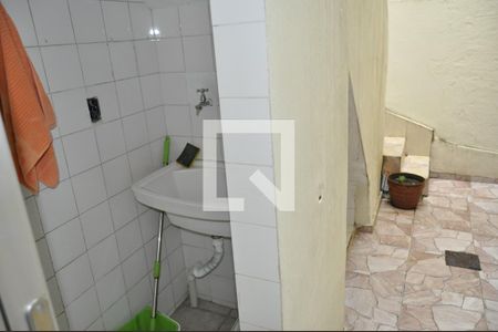 Casa à venda com 160m², 3 quartos e 1 vagaÁrea de Serviço