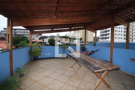 Casa à venda com 567m², 8 quartos e 2 vagasSalão de festas