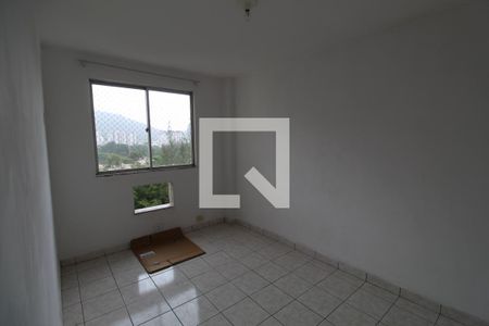 Quarto 2 de apartamento para alugar com 2 quartos, 48m² em Jacarepaguá, Rio de Janeiro
