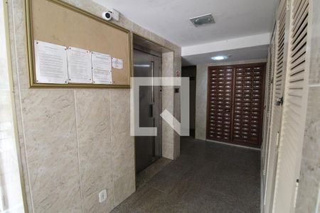 Apartamento para alugar com 48m², 2 quartos e 1 vagahall