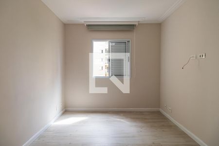 Quarto 2 de apartamento à venda com 2 quartos, 58m² em Jardim Tupanci, Barueri