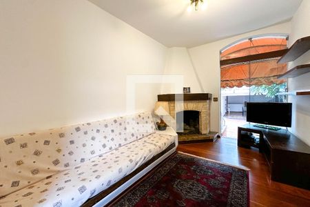 Casa à venda com 393m², 4 quartos e 4 vagas Casa à venda com 393m², 4 quartos e 4 vagasSala 3