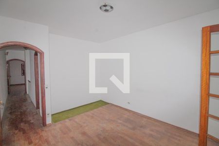 Casa à venda com 120m², 2 quartos e 2 vagasQuarto