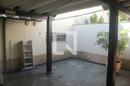 Casa à venda com 156m², 3 quartos e 2 vagasChurrasqueira