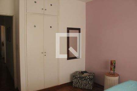 Casa à venda com 156m², 3 quartos e 2 vagasQuarto 2