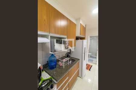Sala/Cozinha de apartamento à venda com 2 quartos, 33m² em Vila Pierina, São Paulo