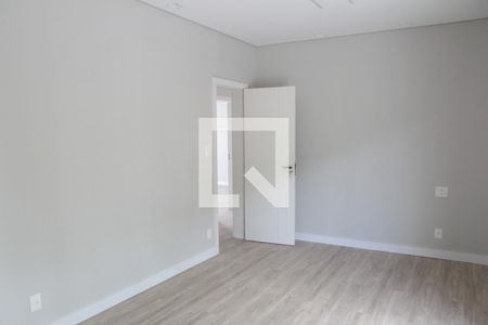 Casa à venda com 360m², 5 quartos e 4 vagassuite 02