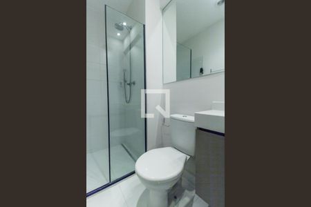 Apartamento para alugar com 54m², 1 quarto e 2 vagas Apartamento para alugar com 54m², 1 quarto e 2 vagasBanheiro da Suíte