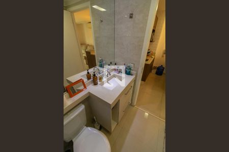 Apartamento à venda com 32m², 1 quarto e 1 vaga Apartamento à venda com 32m², 1 quarto e 1 vagaBanheiro