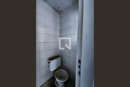 Casa à venda com 505m², 0 quarto e 10 vagasEspaço 3 - Banheiro