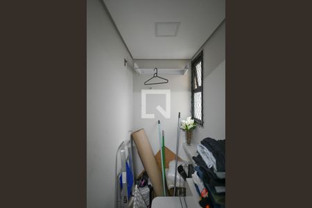 Apartamento à venda com 90m², 3 quartos e 2 vagas Apartamento à venda com 90m², 3 quartos e 2 vagasDespensa