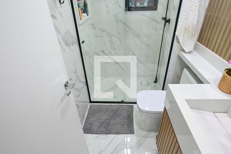 Apartamento à venda com 90m², 3 quartos e 2 vagas Apartamento à venda com 90m², 3 quartos e 2 vagasBanheiro Social