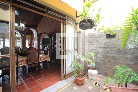 Casa à venda com 360m², 4 quartos e 2 vagasJardim de Inverno