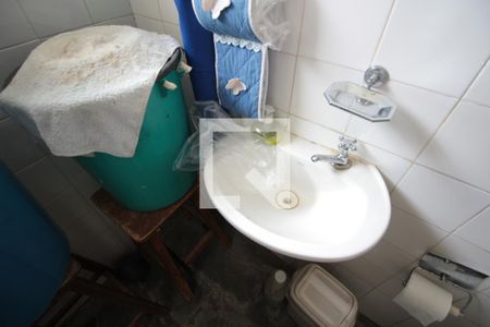 Casa à venda com 360m², 4 quartos e 2 vagasBanheiro de Serviço