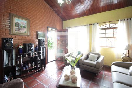 Sala de Estar de casa à venda com 4 quartos, 360m² em São João Batista (venda Nova), Belo Horizonte