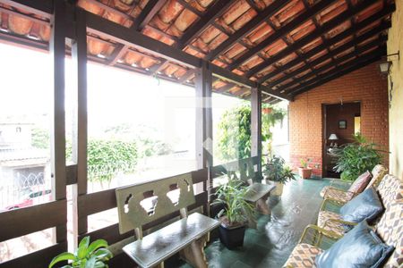 Casa à venda com 360m², 4 quartos e 2 vagasVaranda