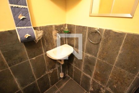 Casa à venda com 360m², 4 quartos e 2 vagasBanheiro da Garagem