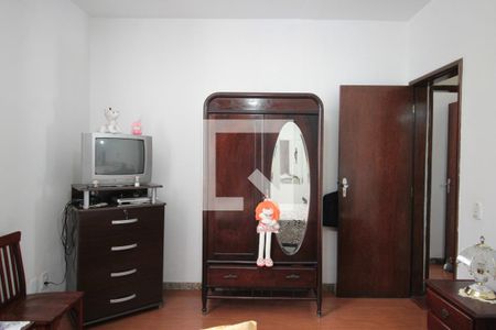 Casa à venda com 360m², 4 quartos e 2 vagasSuite