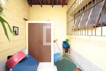 Casa à venda com 360m², 4 quartos e 2 vagasArea de Serviço