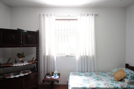 Casa à venda com 360m², 4 quartos e 2 vagasSala de TV