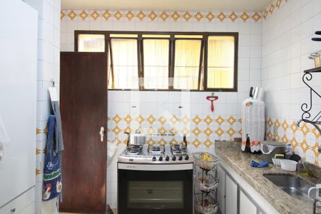Casa à venda com 360m², 4 quartos e 2 vagasCozinha