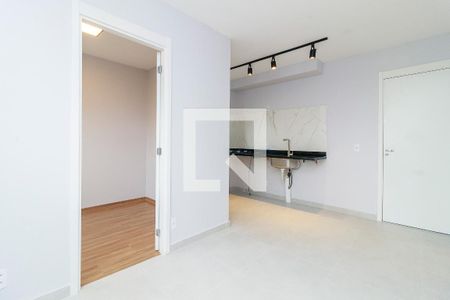 Sala de apartamento para alugar com 2 quartos, 34m² em Santo Amaro, São Paulo
