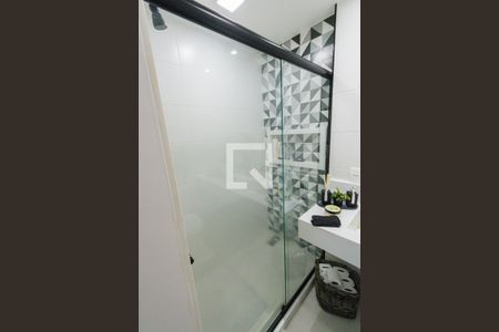 Apartamento à venda com 65m², 2 quartos e 1 vaga Apartamento à venda com 65m², 2 quartos e 1 vagaBanheiro da Suíte