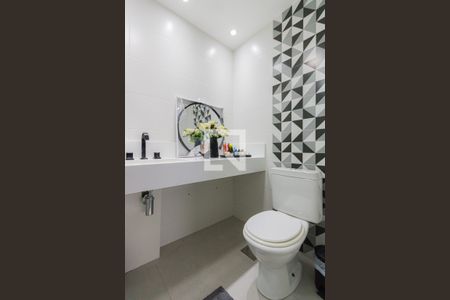 Apartamento à venda com 65m², 2 quartos e 1 vaga Apartamento à venda com 65m², 2 quartos e 1 vagaBanheiro da Suíte