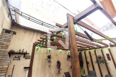 Casa à venda com 226m², 4 quartos e 4 vagasDetalhe