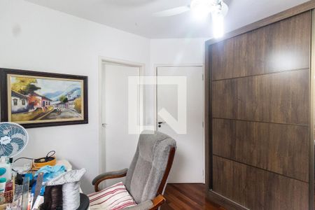 Casa à venda com 226m², 4 quartos e 4 vagasQuarto 2