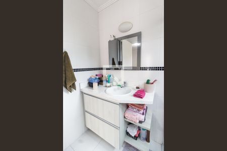 Casa à venda com 226m², 4 quartos e 4 vagasSuíte