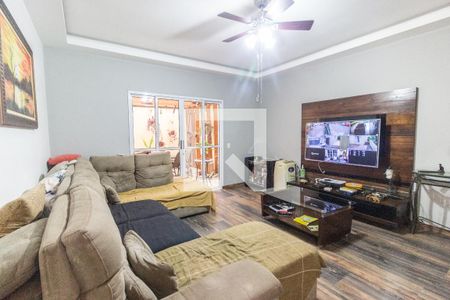 Sala de casa para alugar com 4 quartos, 226m² em Água Fria, São Paulo