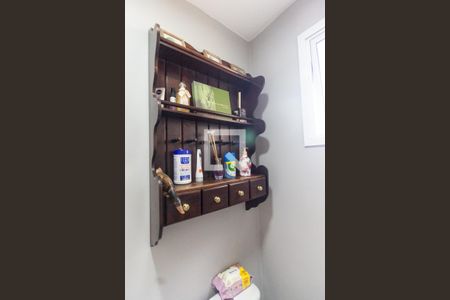 Casa à venda com 226m², 4 quartos e 4 vagasLavabo