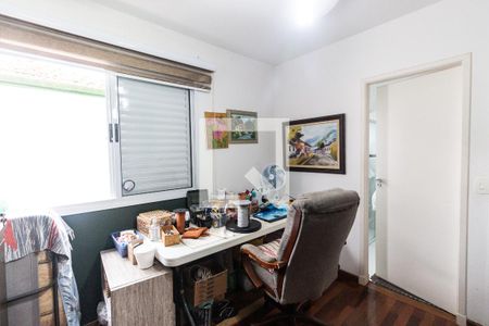 Casa à venda com 226m², 4 quartos e 4 vagasQuarto 2