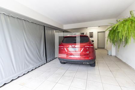 Casa à venda com 226m², 4 quartos e 4 vagasGaragem