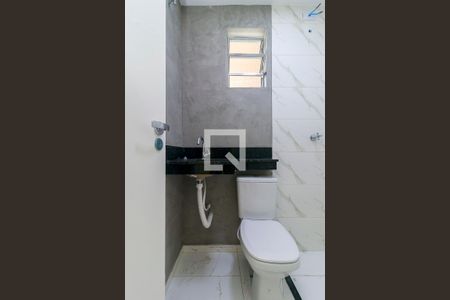 Suíte - Banheiro de casa à venda com 2 quartos, 200m² em Jardim Monte Azul, São Paulo