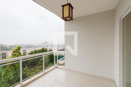 Varanda de casa à venda com 3 quartos, 233m² em Jacarepaguá, Rio de Janeiro