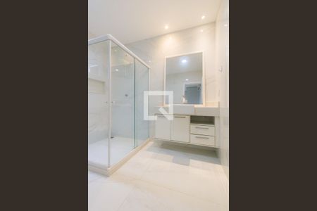 Casa à venda com 233m², 3 quartos e 1 vagaBanheiro da suíte 2