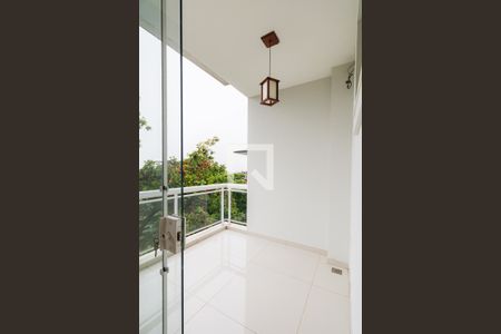 Casa à venda com 233m², 3 quartos e 1 vagaVaranda