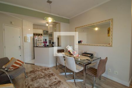 Sala  de apartamento para alugar com 3 quartos, 57m² em Vila Mazzei, São Paulo