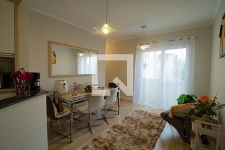 Sala  de apartamento para alugar com 3 quartos, 57m² em Vila Mazzei, São Paulo