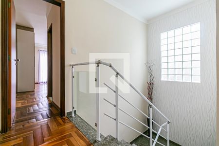 Corredor de casa para alugar com 3 quartos, 185m² em Vila Antonina, São Paulo