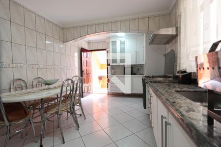 Cozinha de casa para alugar com 5 quartos, 320m² em Jardim Santa Terezinha (zona Leste), São Paulo