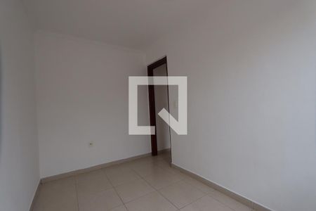 Casa para alugar com 320m², 5 quartos e 2 vagasQuarto 5 - fundos
