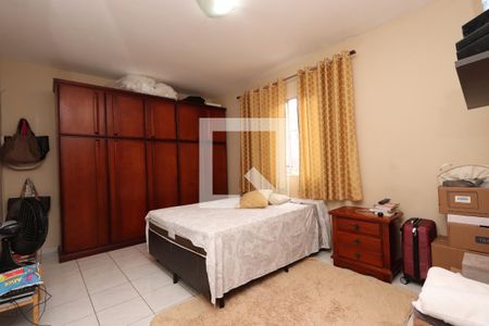 Casa para alugar com 320m², 5 quartos e 2 vagasSuíte 2