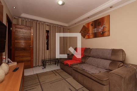 Sala de casa para alugar com 5 quartos, 320m² em Jardim Santa Terezinha (zona Leste), São Paulo