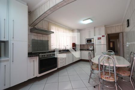 Casa para alugar com 320m², 5 quartos e 2 vagasCozinha
